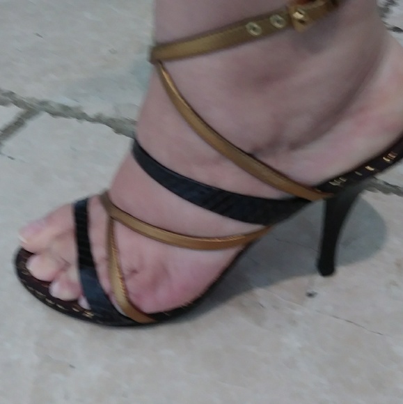 Louis Vuitton strappy heels size 36 - Picture 5 of 8
